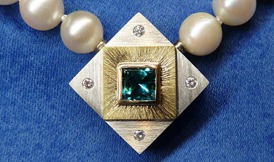 Collier